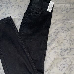 NEW YORK & COMPANY jeans